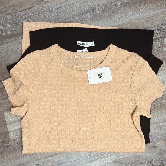 Bundle Elodie Textured Short Sleeve Dress size L - Picture 2 of 4